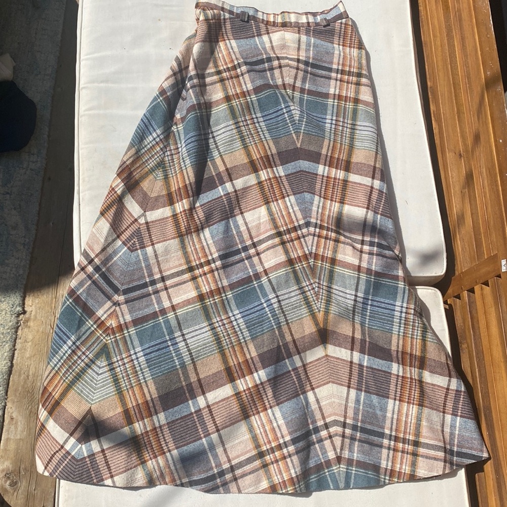 Vintage 1970s wool blend plaid maxi skirt